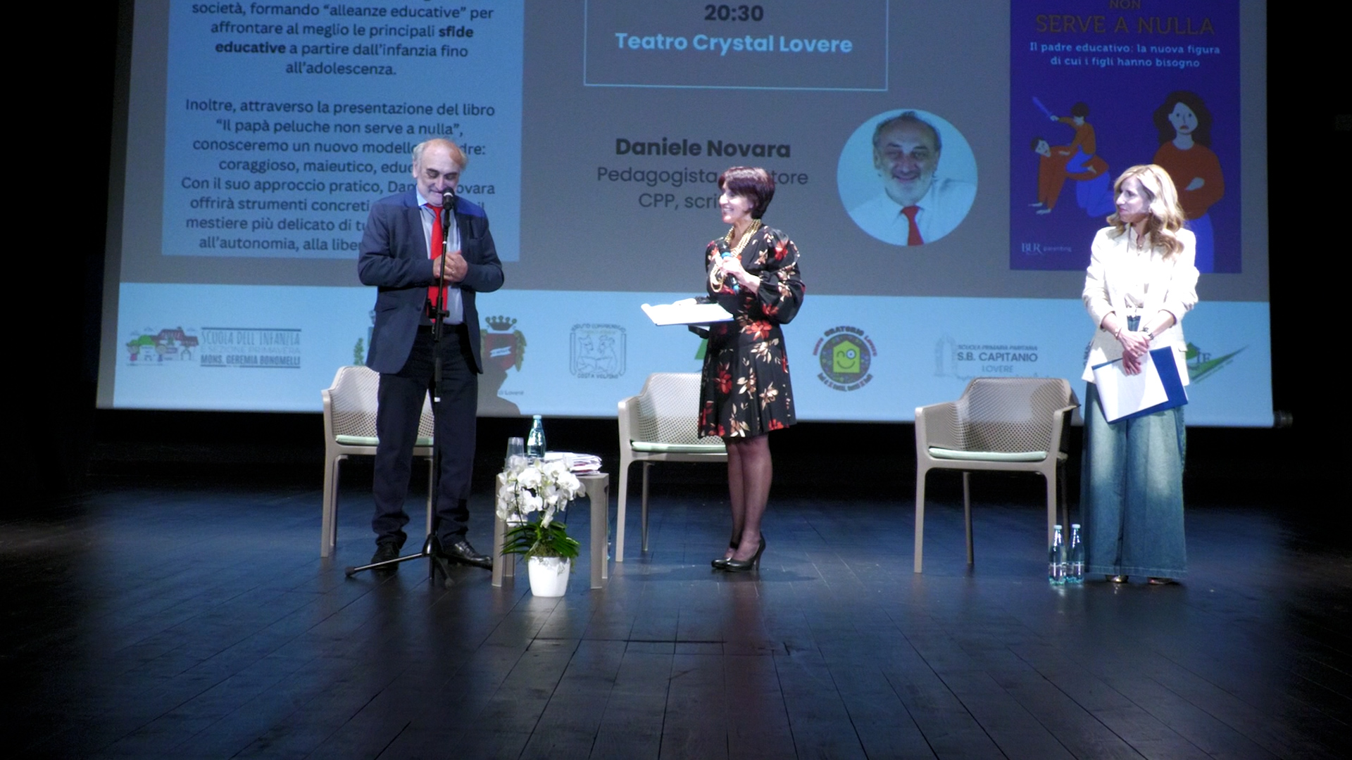 Coltelli a scuola: per Daniele Novara la risposta non sono i metal detector